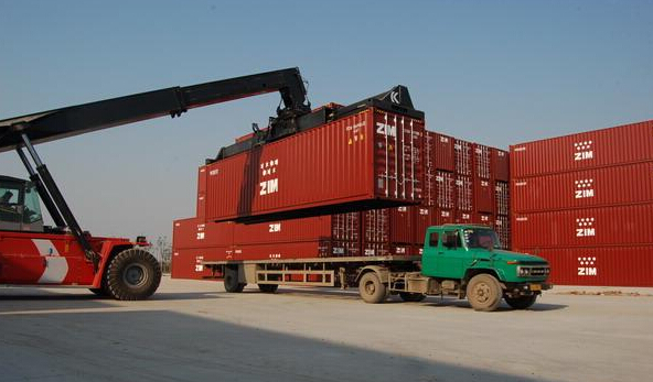 成都宏大货运-分析大型机械运输货运的方法